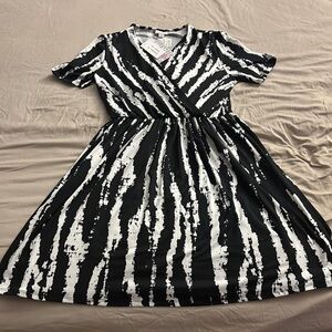 LuLaRoe Black and White Midi Dress